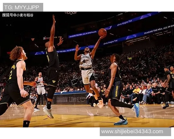 勇士客场击败马刺，柯瑞高效砍下35分——引领NBA新时代的黄金之子